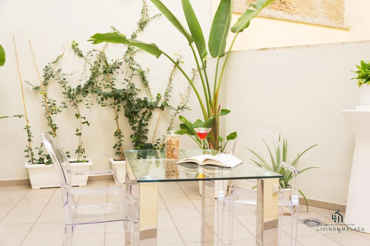 Living4Malaga Atarazanas Executive Apartment